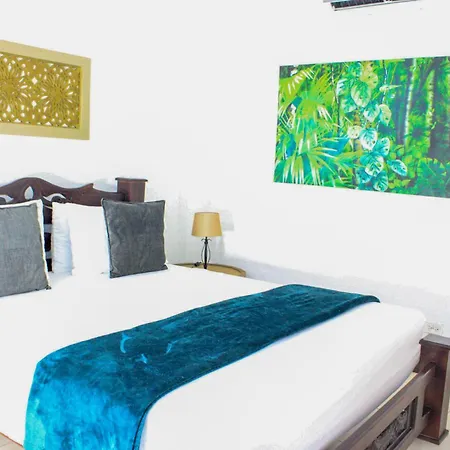 Hotel At The Park Cartagena Exterior photo