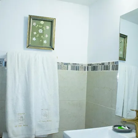 Hotel At The Park Cartagena Exterior photo